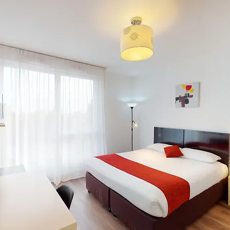 Alezan & 3* Toulouse