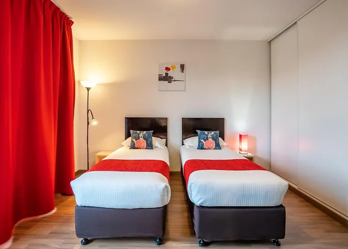 Alezan & Апарт-отель 3*