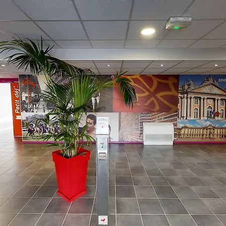 Aparthotel Alezan & Toulouse