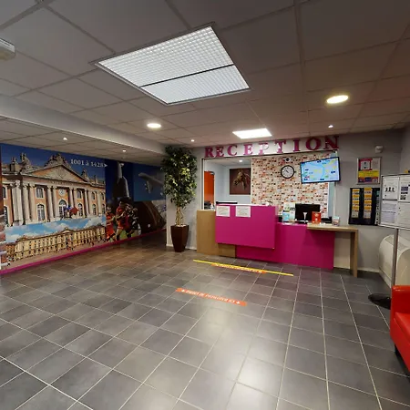 Alezan & Апарт-отель 3*